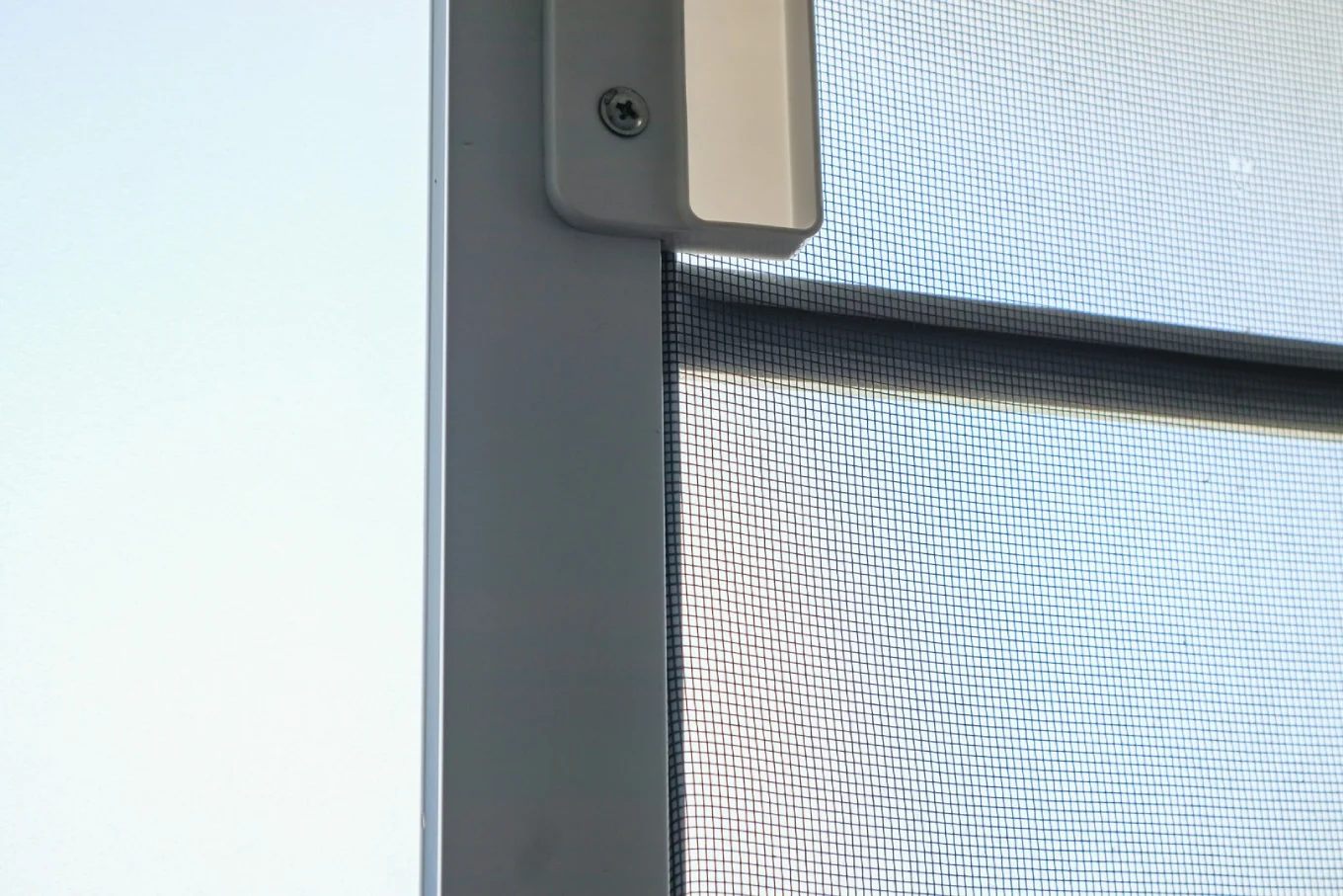 drzwiczki moskitiery